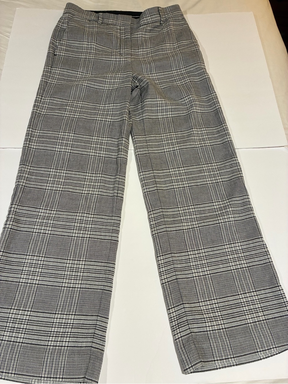 Ann Taylor Gray and White Plaid Wide-Leg Trousers 6P Career Business
